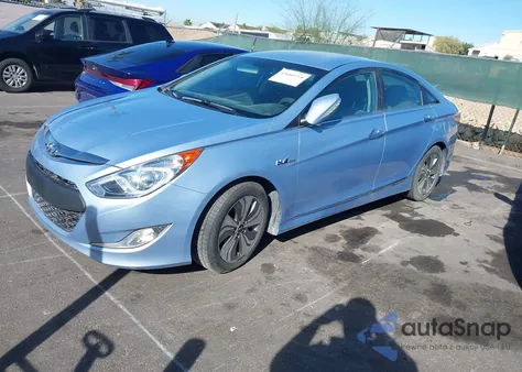 2013 Hyundai Sonata Hybrid Limited z USA, uszkodzony, nr VIN KMHEC4A42DA089362